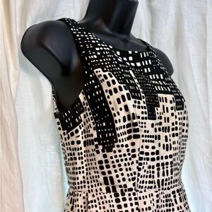 Unique City Skyline  Black White Patterned Dress w Pockets